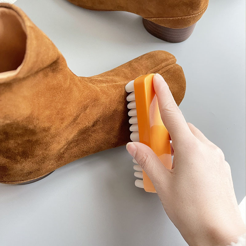 Leather Brush For Suede Boots  - огляд і ціна Sneaker Care Products