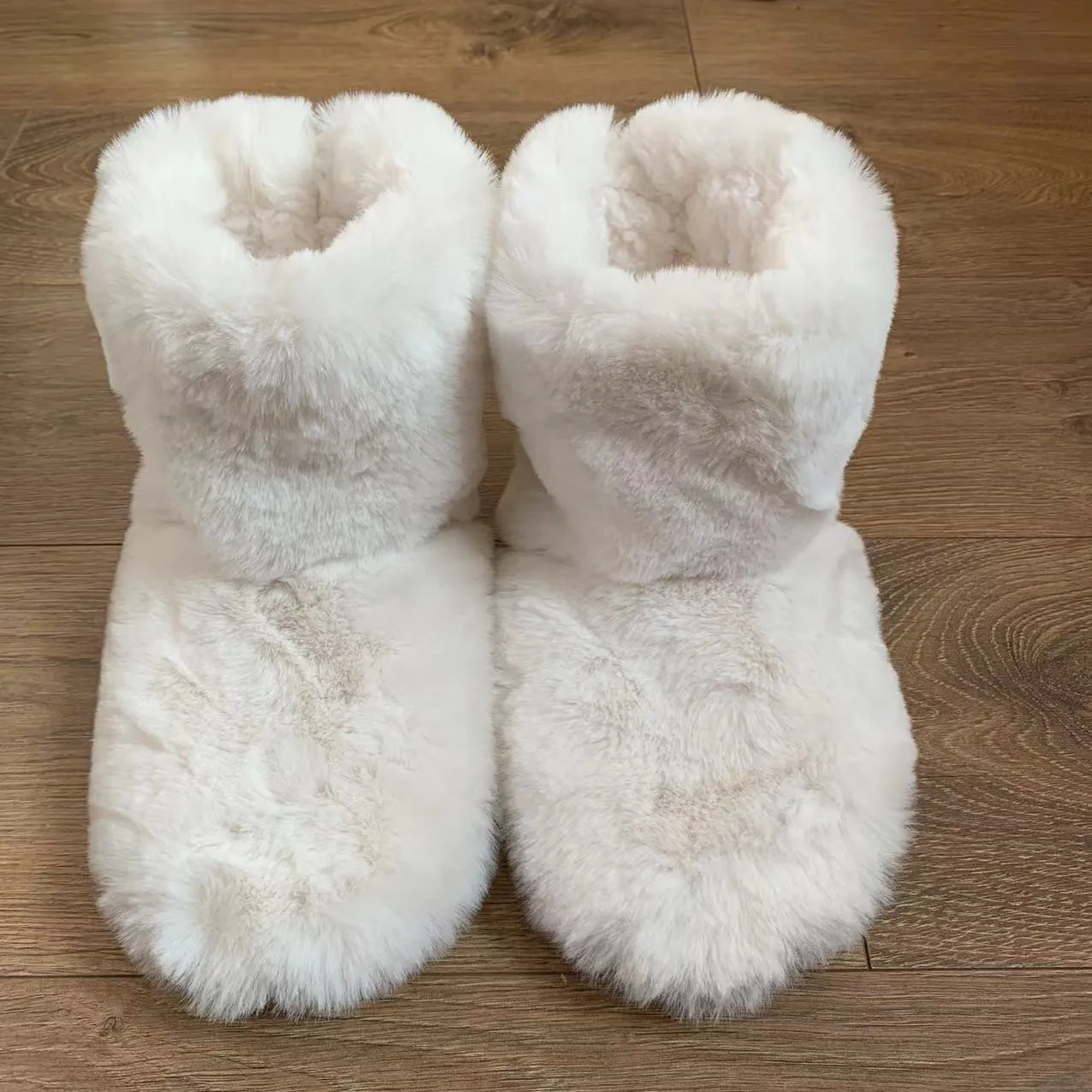 House Fluffy Slipper Womens Wi - огляд і ціна Sneaker Care Set