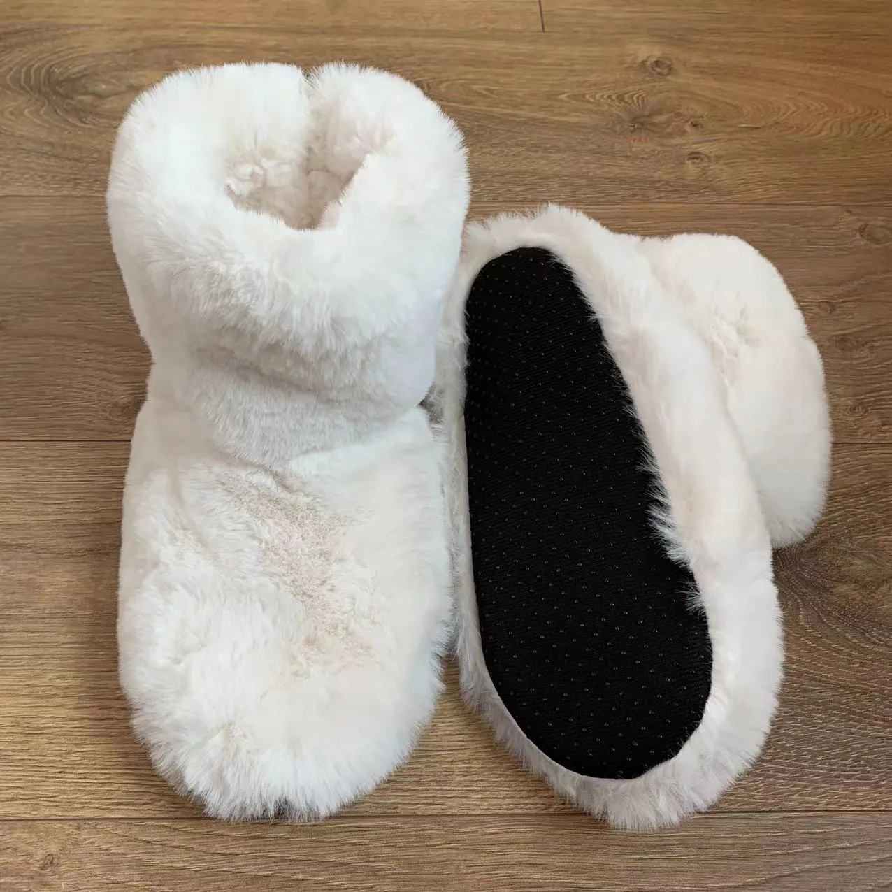 House Fluffy Slipper Womens Wi - огляд і ціна Sneaker Care Set