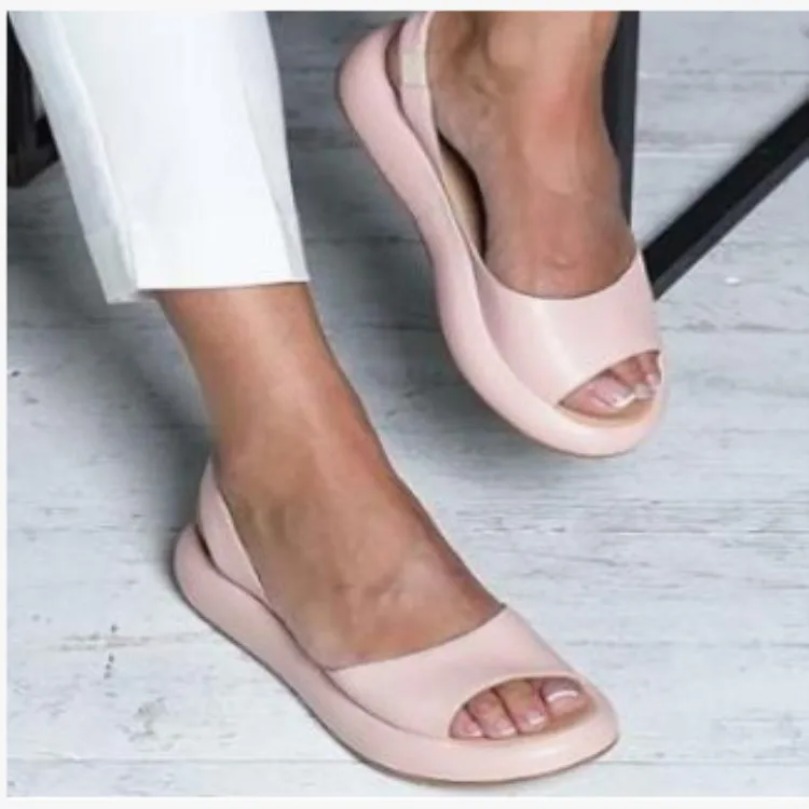 Flat Sandal Slipper Woman Clou - огляд і ціна Sneaker Care Set